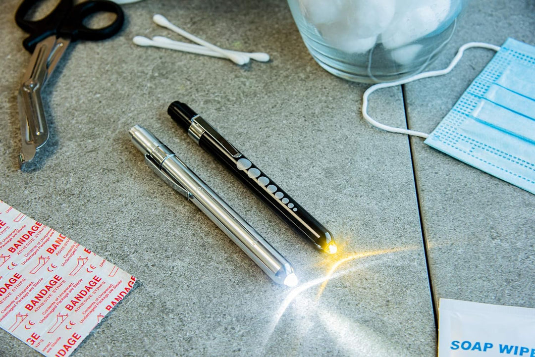 Medical Pen Light with Pupil Gauge, Batteries Included (4 Pack)