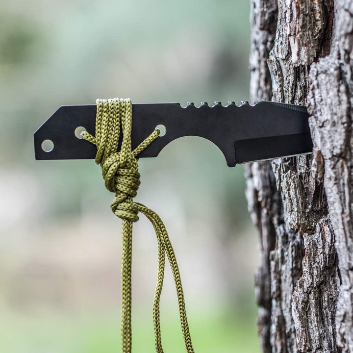 7" Hunting Knife With Fire Starter & Carrying Case