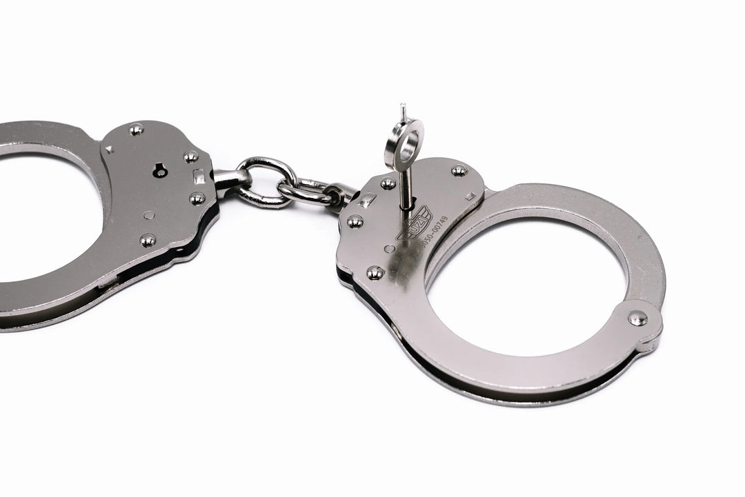 UZI Professional Handcuff - Silver
